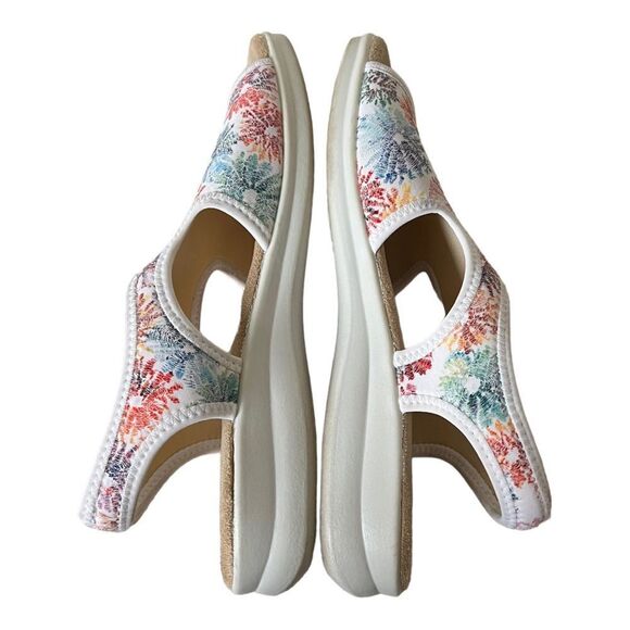 Flexus by Spring Step Women's Nyaman-crysanth Flat Sandal US 8.5 | EU 42 - Picture 7 of 16